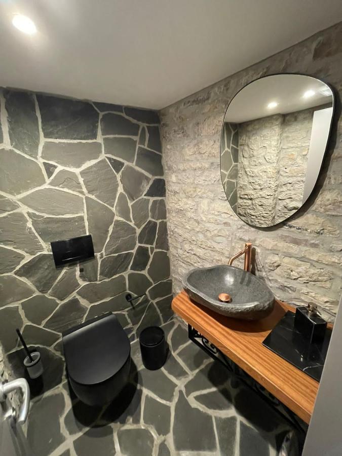 Palorto Traditional Hotel Gjirokastër Esterno foto
