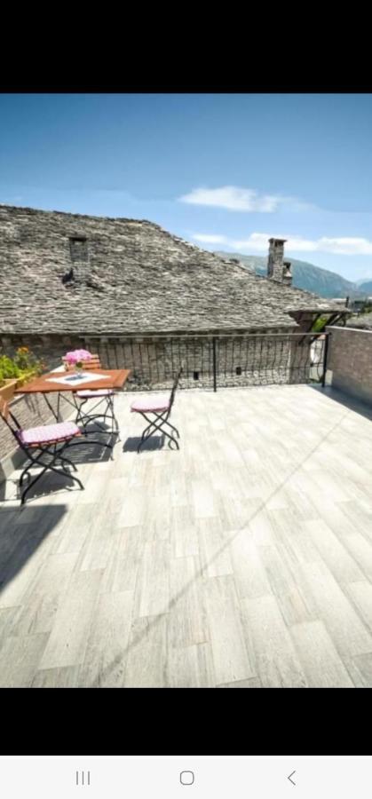 Palorto Traditional Hotel Gjirokastër Esterno foto